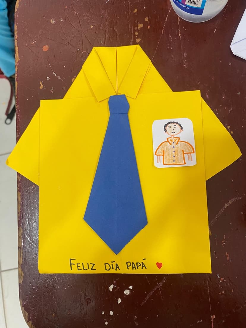 Elaboración de la camisa por el Día del Padre